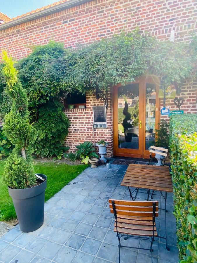 Ferme De Montecouvez Bed & Breakfast Crèvecoeur-sur-lʼEscaut Exterior foto