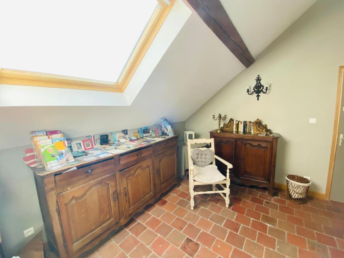 Ferme De Montecouvez Bed & Breakfast Crèvecoeur-sur-lʼEscaut Exterior foto