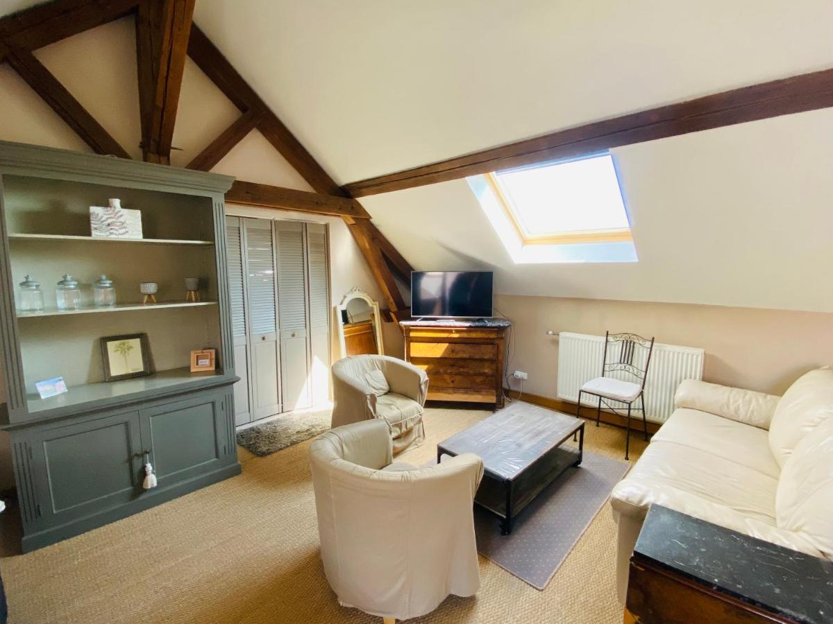 Ferme De Montecouvez Bed & Breakfast Crèvecoeur-sur-lʼEscaut Exterior foto