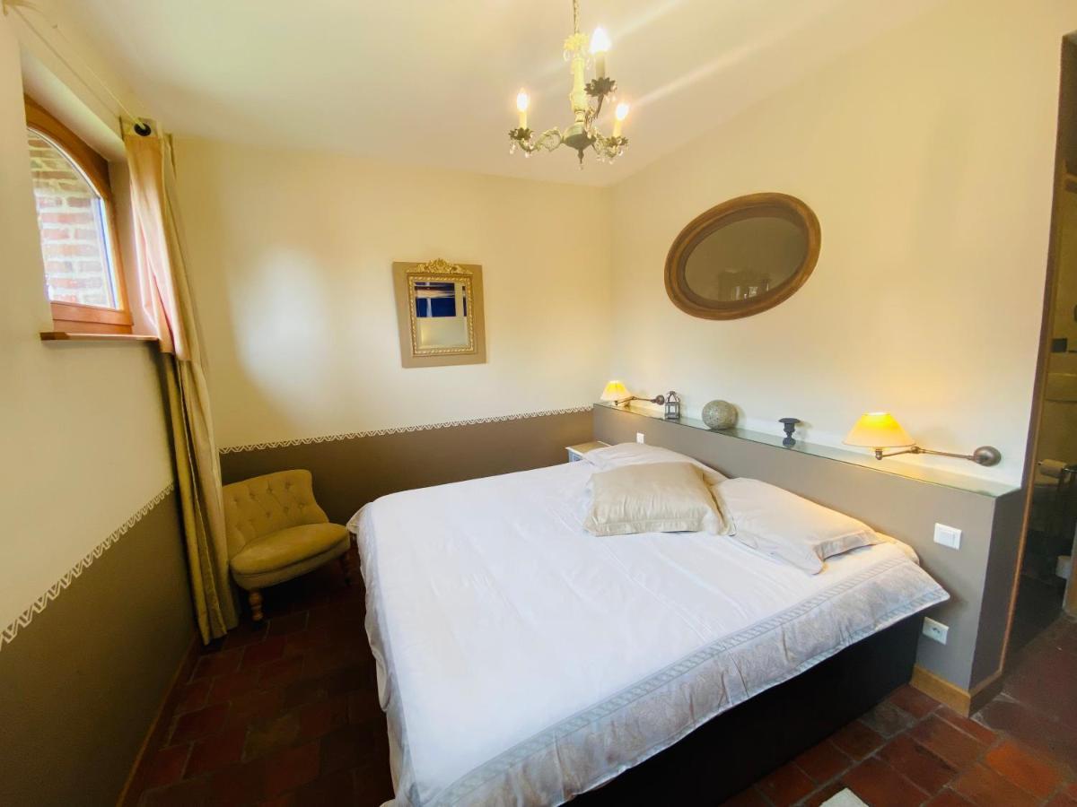 Ferme De Montecouvez Bed & Breakfast Crèvecoeur-sur-lʼEscaut Exterior foto