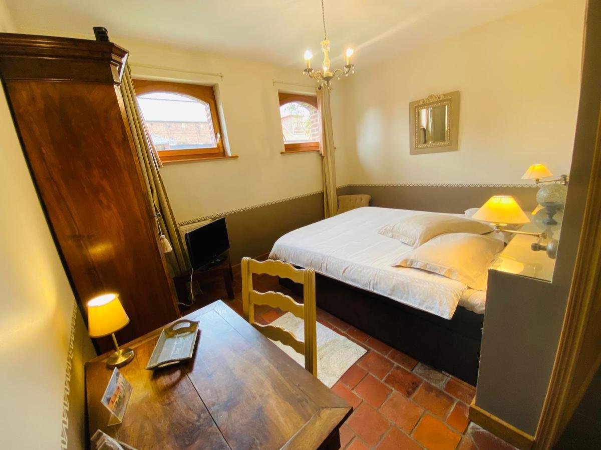 Ferme De Montecouvez Bed & Breakfast Crèvecoeur-sur-lʼEscaut Exterior foto